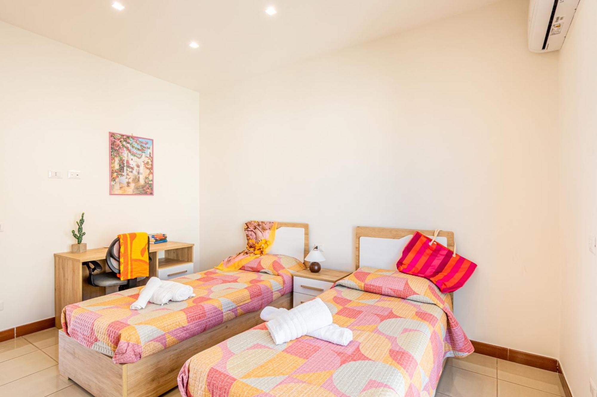 Apartment Bright Private Parking - Happy Naples