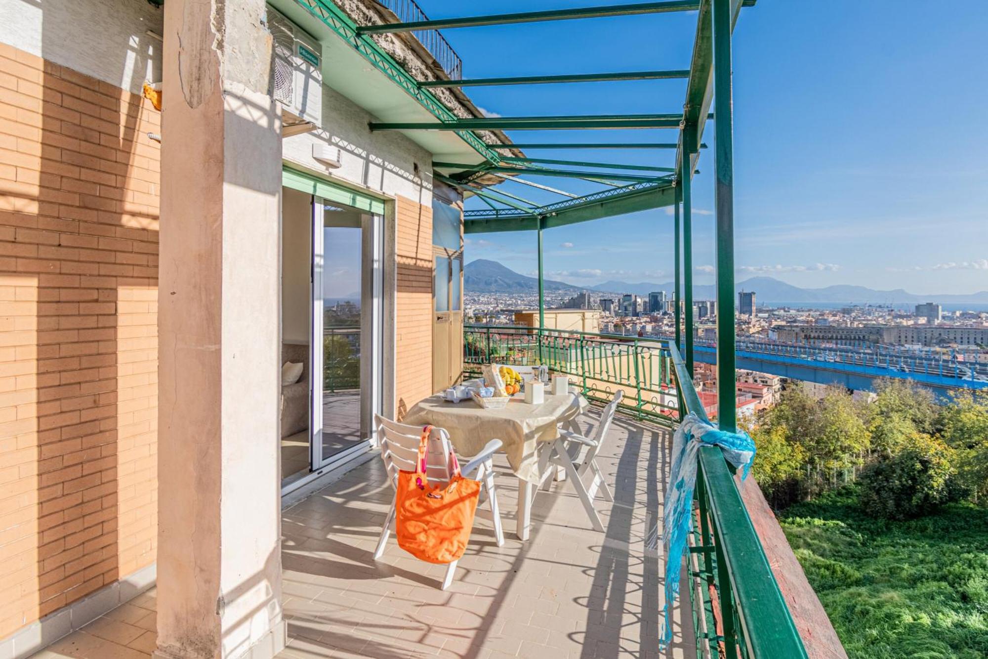 Apartment Bright Private Parking - Happy *